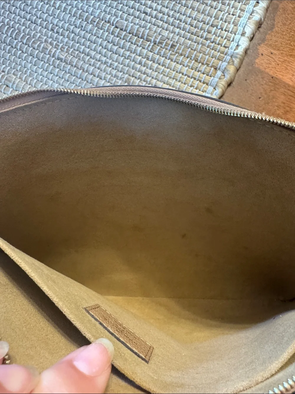 Louis Vuitton Monogram Canvas Daily Pouch MNG with sesame trim